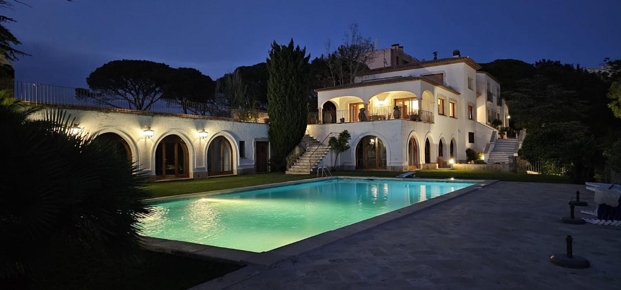 Villa Maricel ซานต์เฟลิอูเดกีโซลส์ ภายนอก รูปภาพ