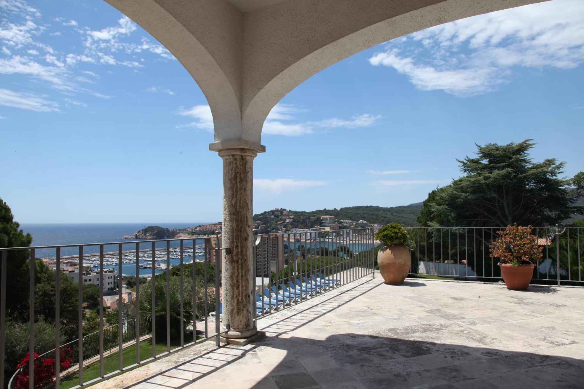 Villa Maricel ซานต์เฟลิอูเดกีโซลส์ ภายนอก รูปภาพ