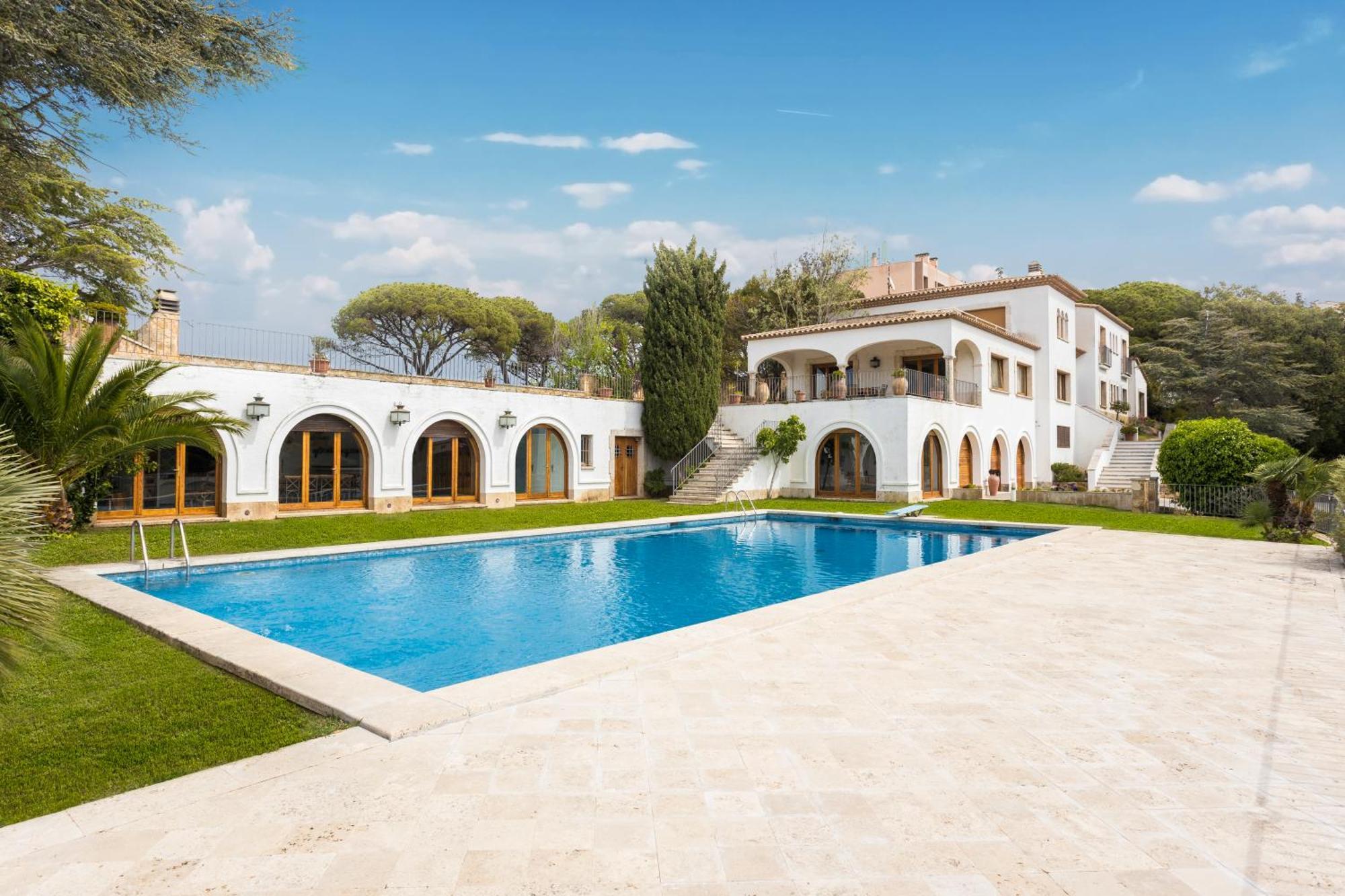 Villa Maricel ซานต์เฟลิอูเดกีโซลส์ ภายนอก รูปภาพ