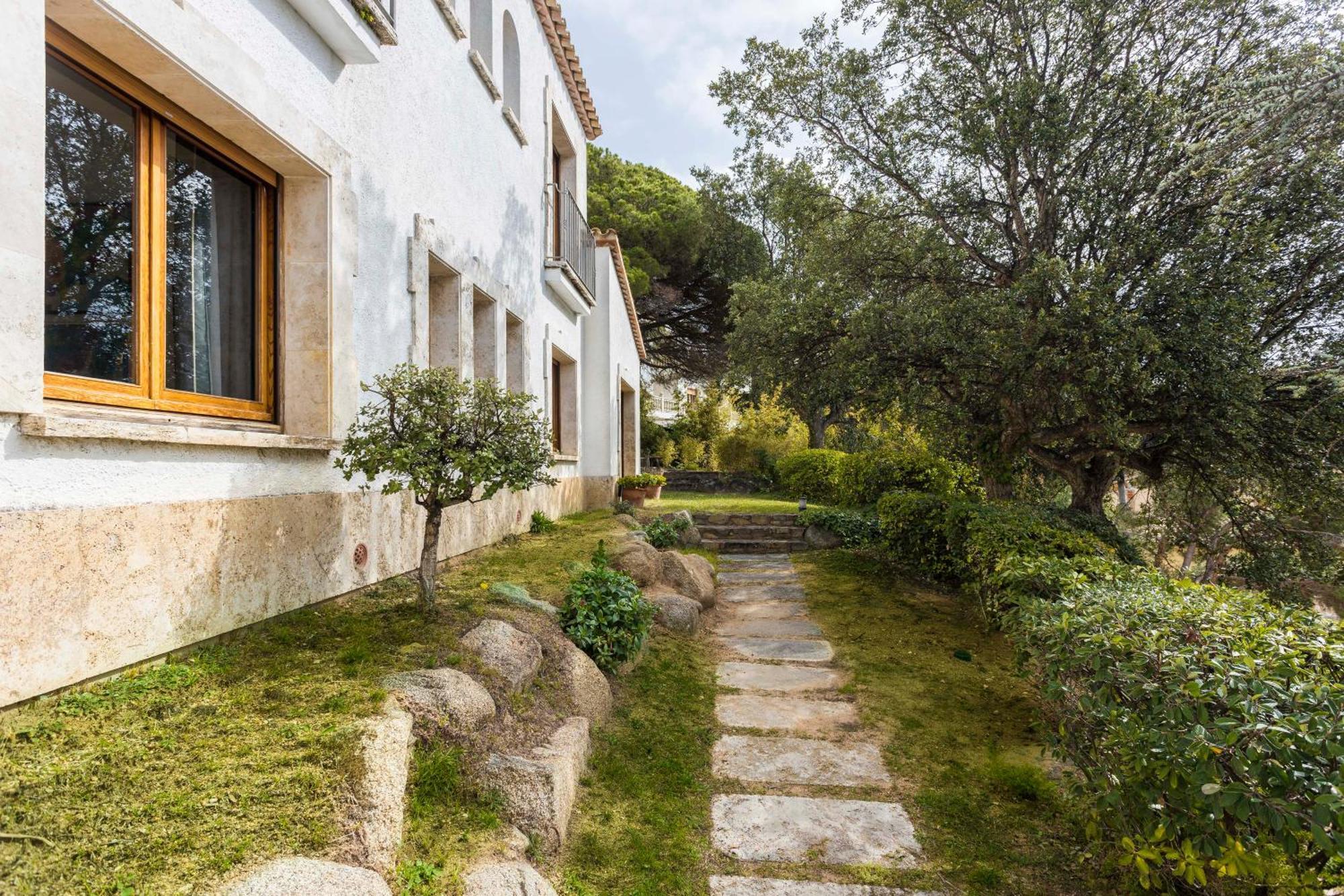 Villa Maricel ซานต์เฟลิอูเดกีโซลส์ ภายนอก รูปภาพ